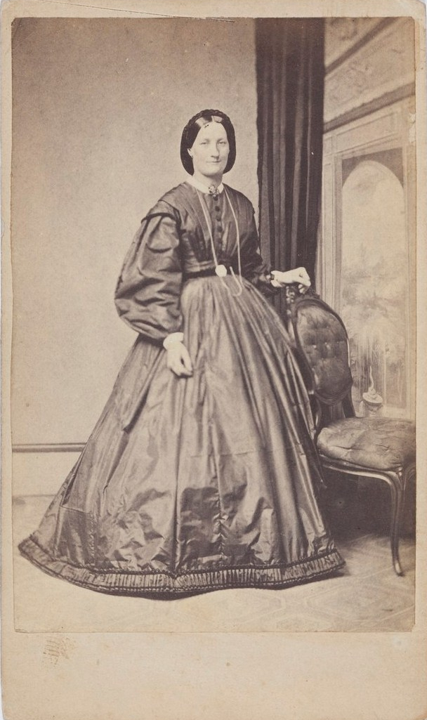 Unidentified female, possibly of the Crouch family of nineteenth-century Parramatta. Old Parramatta. Old Parramattan.